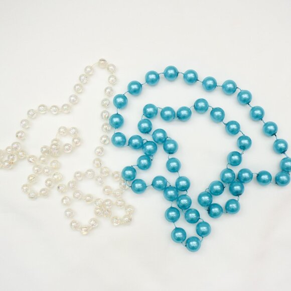Blue Pearl & Clear Iridescent Pearl Beaded -  Mardi Gras Parade - Necklaces. - Picture 1 of 2
